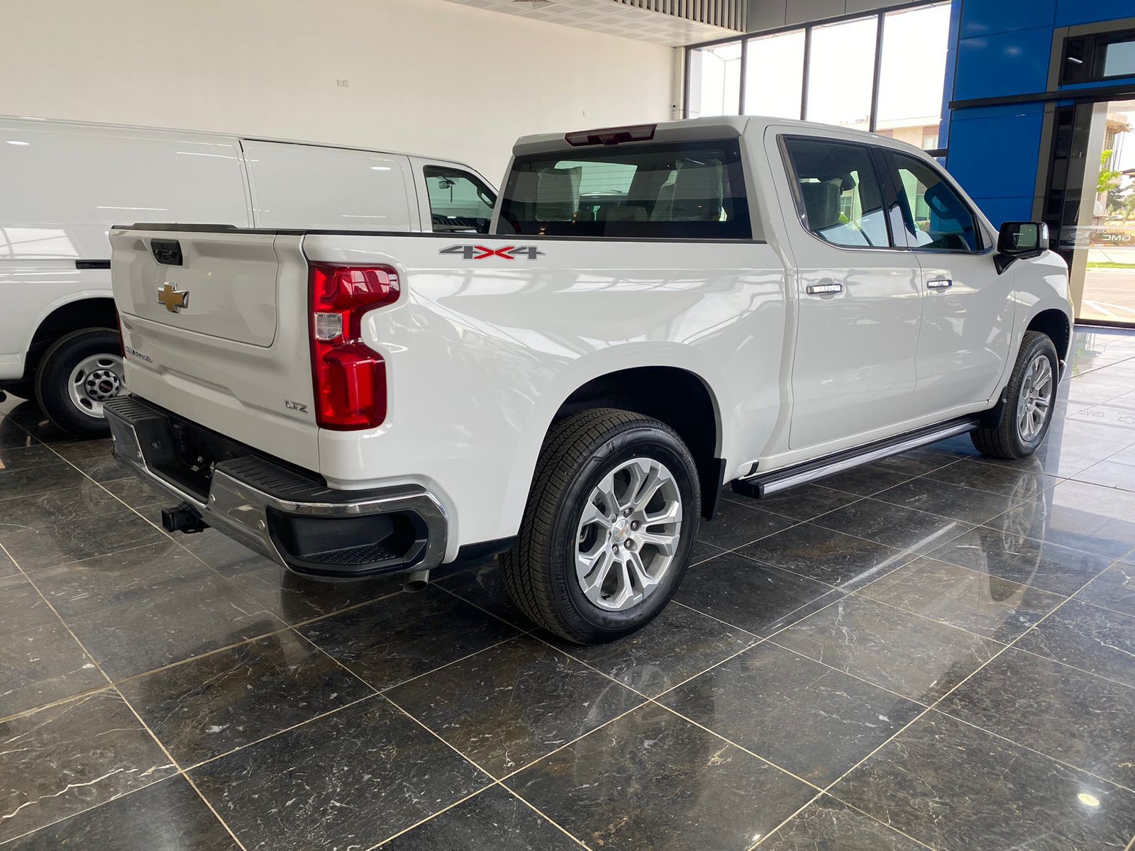 new 2023 chevrolet silverado 1500 ltz